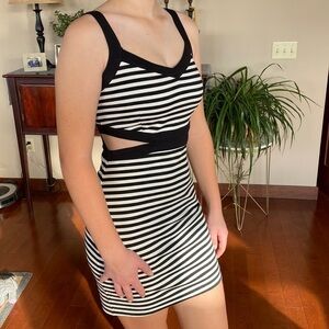 Jack women’s dress in size small. Cute black and white stripe. Body con dress